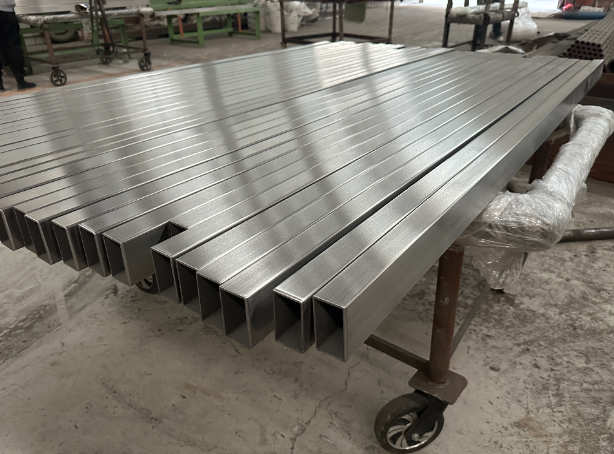 扬州新能源汽车用不锈钢方管 现货